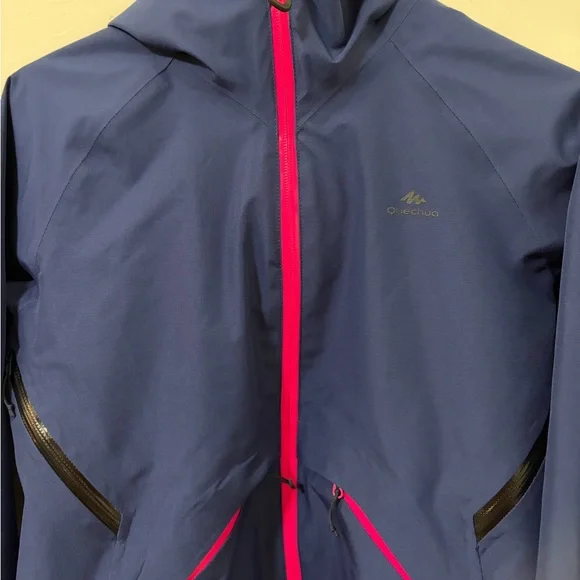 Decathlon Quechua Fully Waterproof Full Zip Jacket with hood - size 10 / 11 - Picture 2 of 8